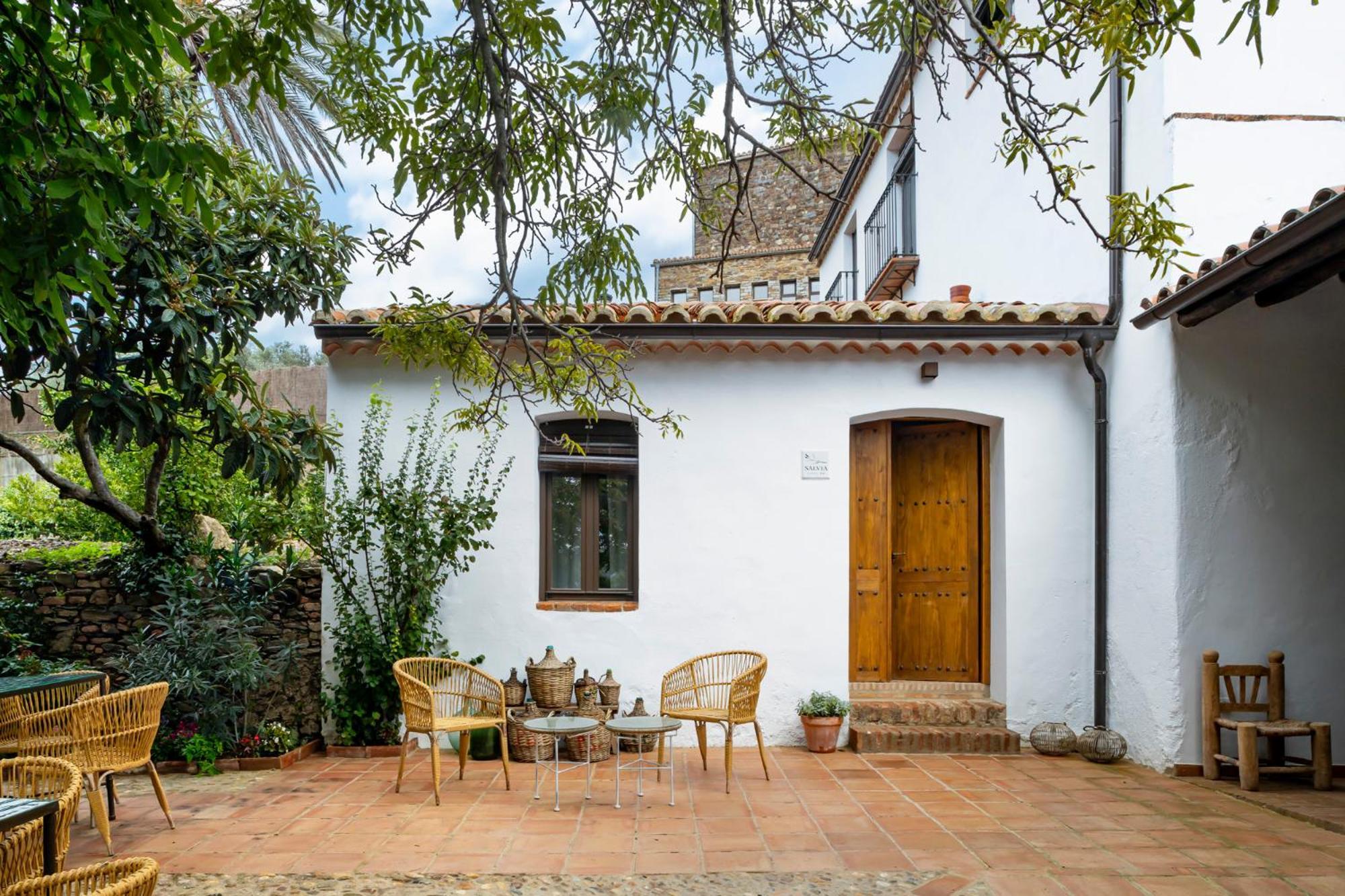Apartamentos Turisticos El Patio Del Nogal غوادالوبي المظهر الخارجي الصورة