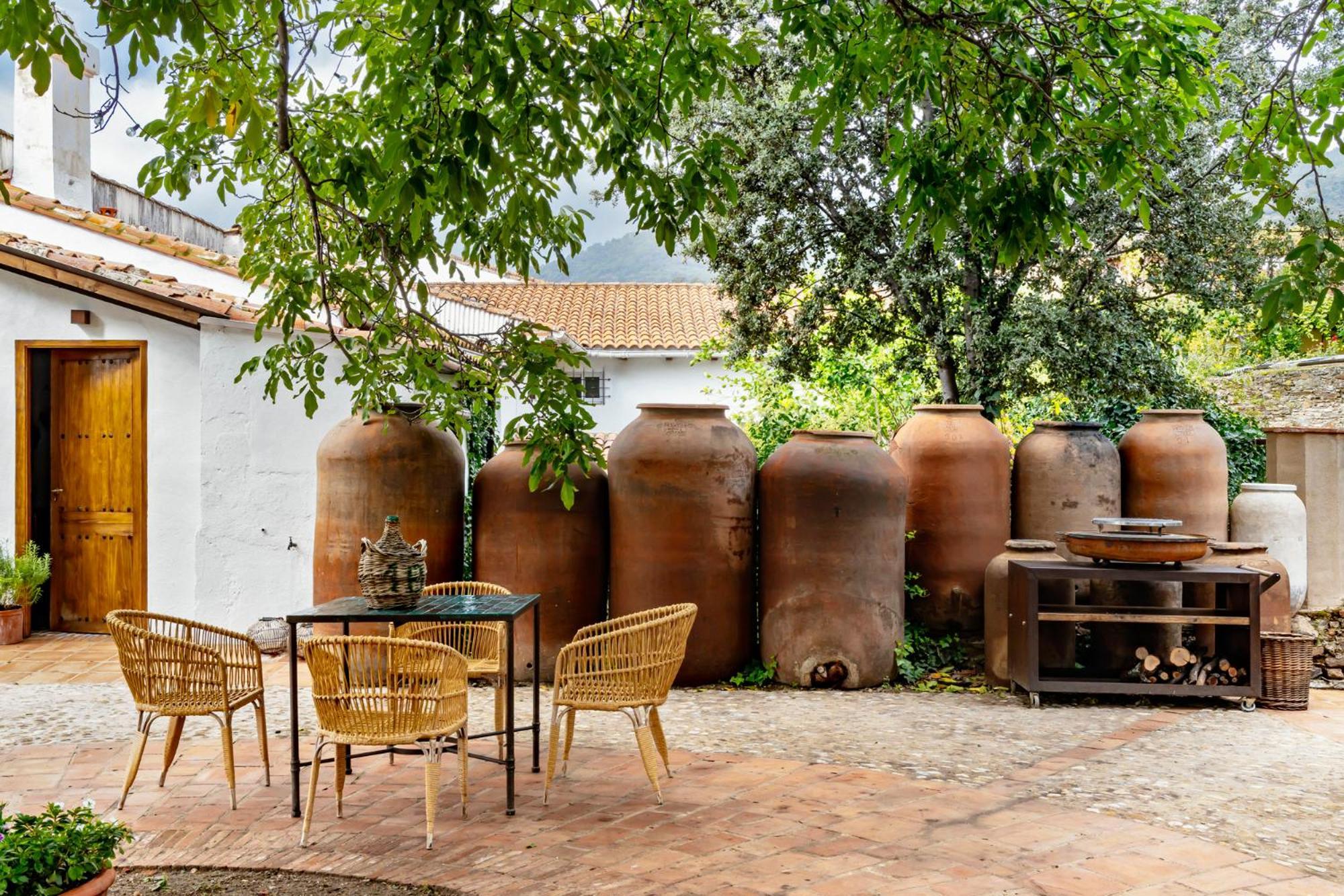 Apartamentos Turisticos El Patio Del Nogal غوادالوبي المظهر الخارجي الصورة
