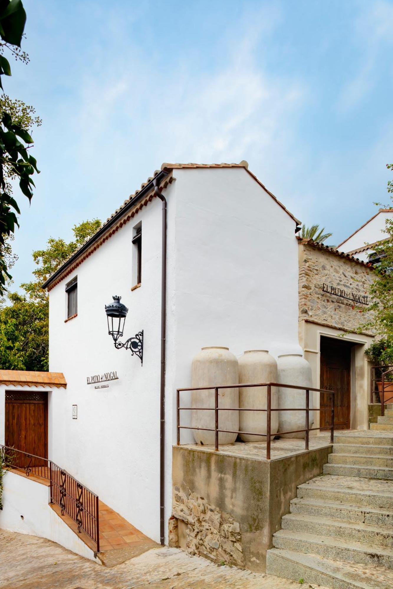 Apartamentos Turisticos El Patio Del Nogal غوادالوبي المظهر الخارجي الصورة